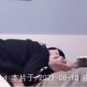 九一大神（cdn8089）与单纯学生妹的一次火热的猎艳【21v-7.89g百